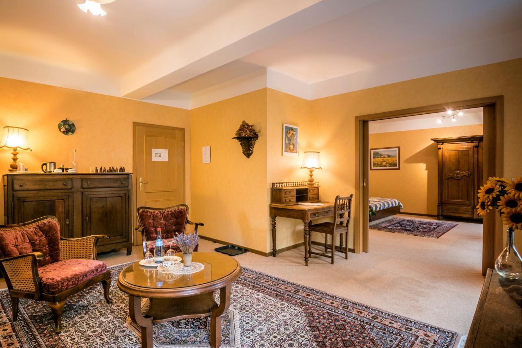 Hotel Restaurant Le Cigalon Waldbillig Dış mekan fotoğraf